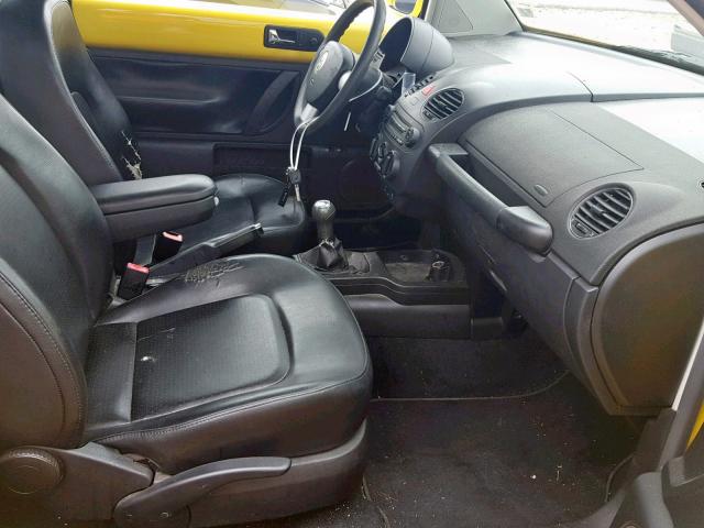 3VWPR31CX6M417918 - 2006 VOLKSWAGEN NEW BEETLE ყვითელი ფოტო 5
