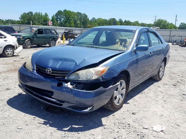 4T1BE32K34U794299 - 2004 TOYOTA CAMRY LE BLUE photo 2