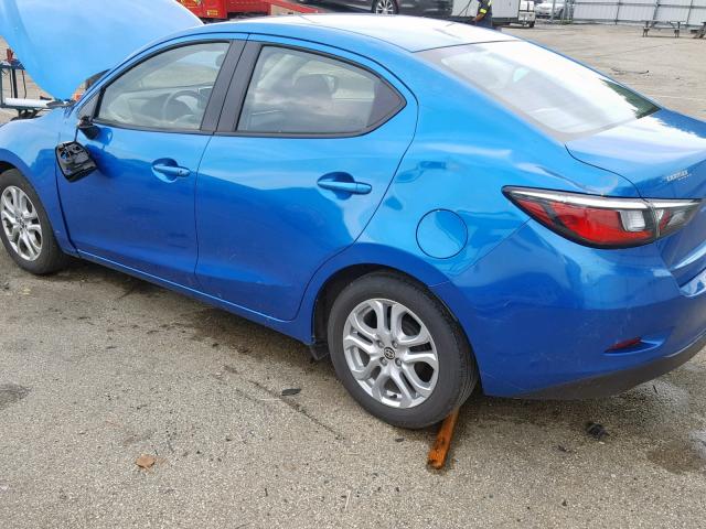 3MYDLBZV7GY135562 - 2016 TOYOTA SCION IA BLUE photo 9