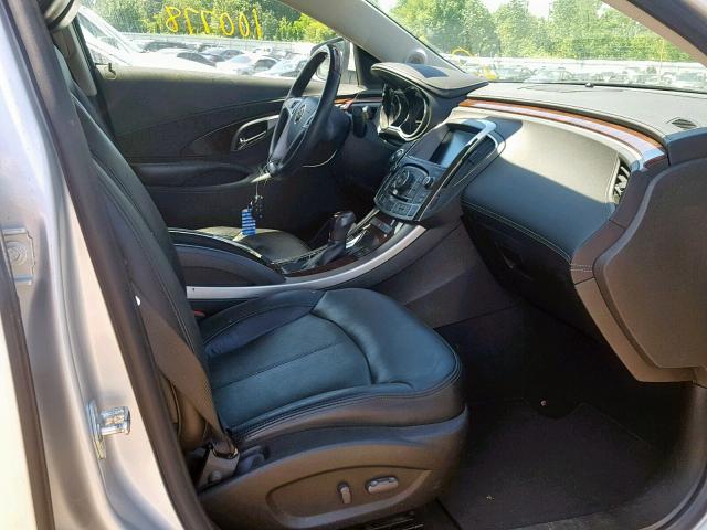 1G4GC5EG2AF160657 - 2010 BUICK LACROSSE C SILVER photo 5