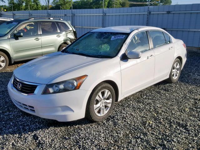 1HGCP26488A165736 - 2008 HONDA ACCORD LXP WHITE photo 2