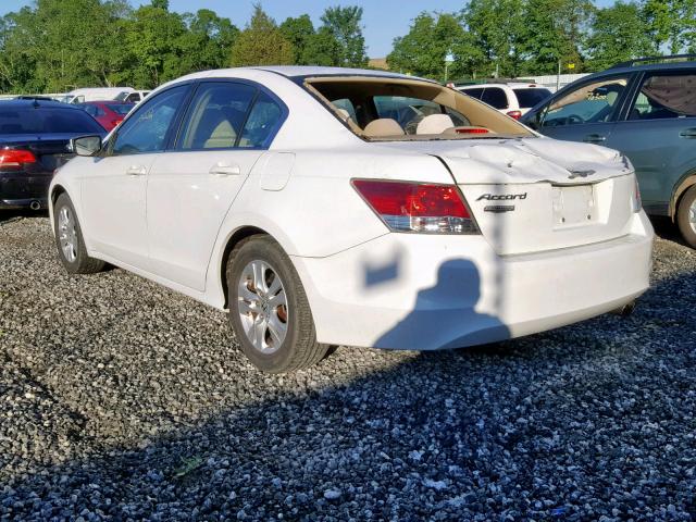 1HGCP26488A165736 - 2008 HONDA ACCORD LXP WHITE photo 3