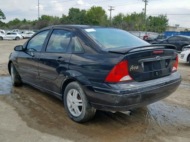 1FAFP3439YW337597 - 2000 FORD FOCUS SE BLACK photo 3