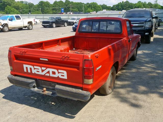 JM2UC2216C0557750 - 1982 MAZDA B2000 LONG RED photo 4