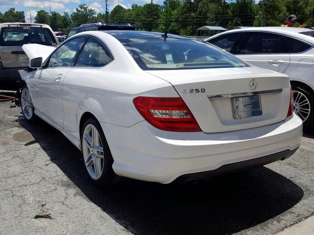 WDDGJ4HB7DG070963 - 2013 MERCEDES-BENZ C 250 WHITE photo 3