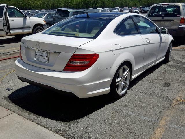 WDDGJ4HB7DG070963 - 2013 MERCEDES-BENZ C 250 WHITE photo 4