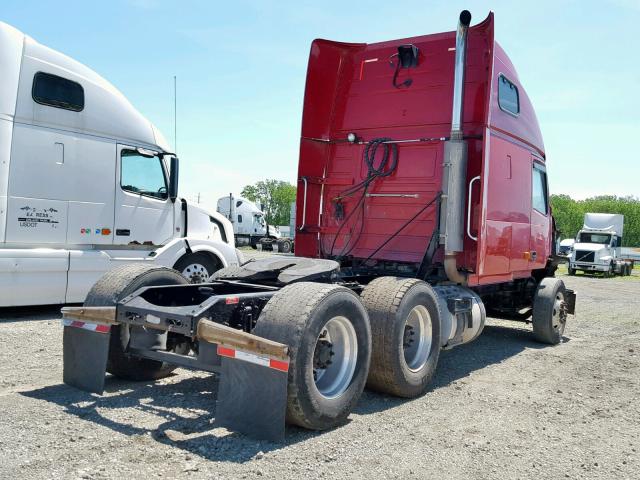 4V4NC9TG57N484890 - 2007 VOLVO VN VNL RED photo 4