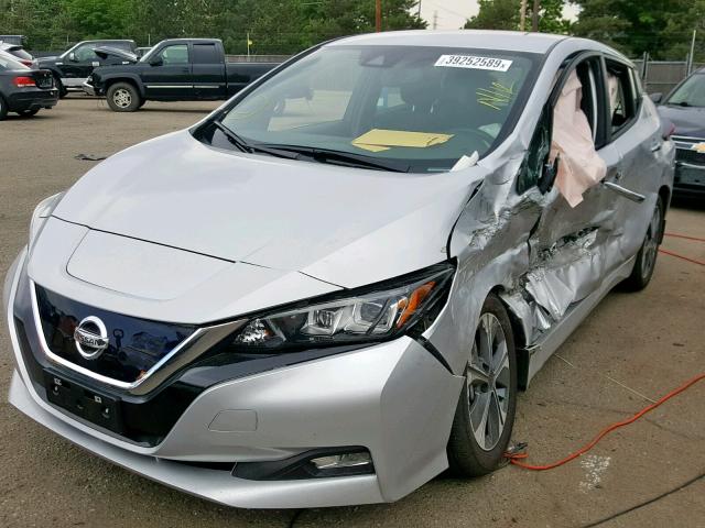 1N4AZ1CP1KC310562 - 2019 NISSAN LEAF S SILVER photo 2