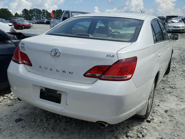 4T1BK36BX7U178025 - 2007 TOYOTA AVALON XL WHITE photo 4