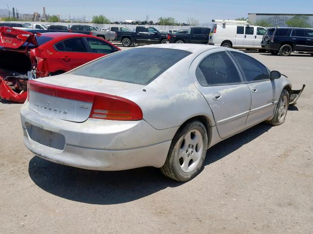 2B3HD76V2YH357286 - 2000 DODGE INTREPID R SILVER photo 4