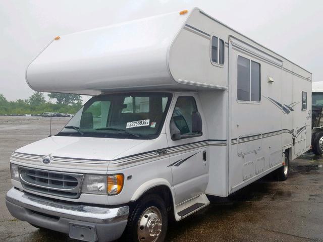 1FDXE45S5YHB64757 - 2001 FORD MOTORHOME WHITE photo 2