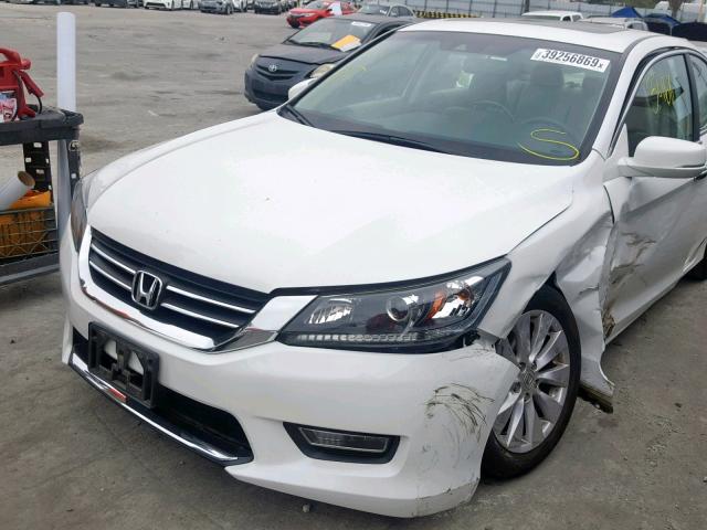 1HGCR2F82DA177405 - 2013 HONDA ACCORD EXL WHITE photo 9