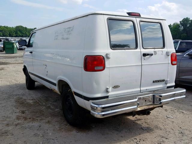 2B7JB21Z42K133305 - 2002 DODGE RAM VAN B2 WHITE photo 3