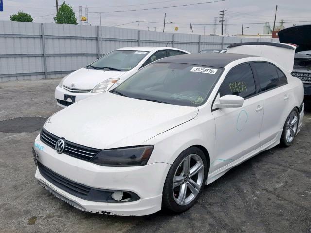 3VW1K7AJXBM029839 - 2011 VOLKSWAGEN JETTA BASE 白色 照片 2