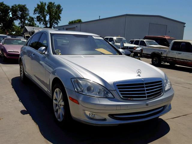 WDDNG71X47A111473 - 2007 MERCEDES-BENZ S 550 SILVER photo 1