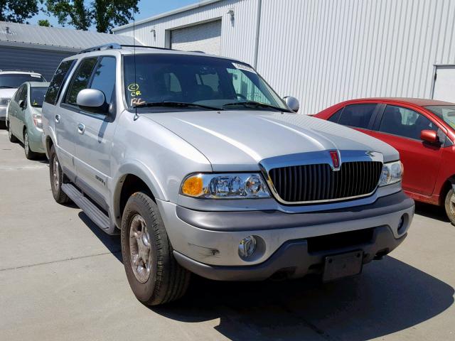 5LMPU28L1XLJ12885 - 1999 LINCOLN NAVIGATOR SILVER photo 1