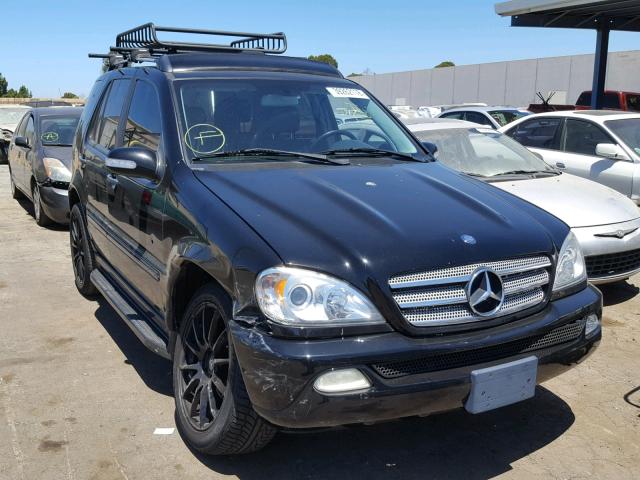 4JGAB57E35A520428 - 2005 MERCEDES-BENZ ML 350 BLACK photo 1