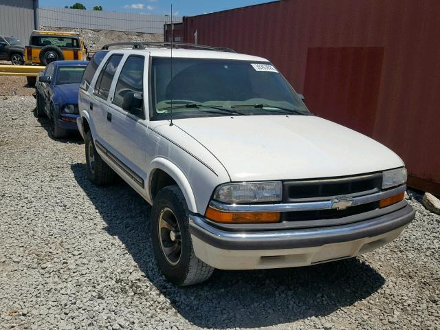 1GNCS13WX12148134 - 2001 CHEVROLET BLAZER WHITE photo 1