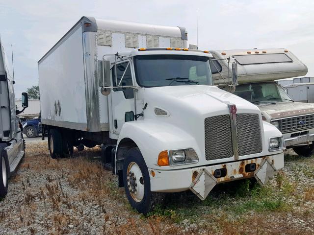 2NKMHZ7X15M088891 - 2005 KENWORTH CONSTRUCTI WHITE photo 1