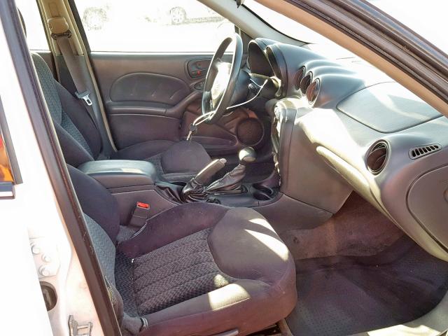 1G2NF52E24C205645 - 2004 PONTIAC GRAND AM S WHITE photo 5