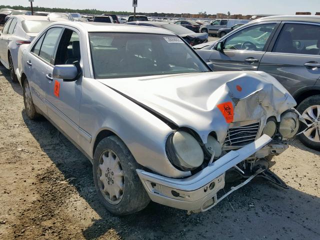 WDBJF65F7WA700165 - 1998 MERCEDES-BENZ E 320 SILVER photo 1