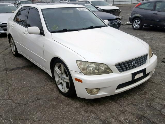 JTHBD182710009626 - 2001 LEXUS IS 300 WHITE photo 1