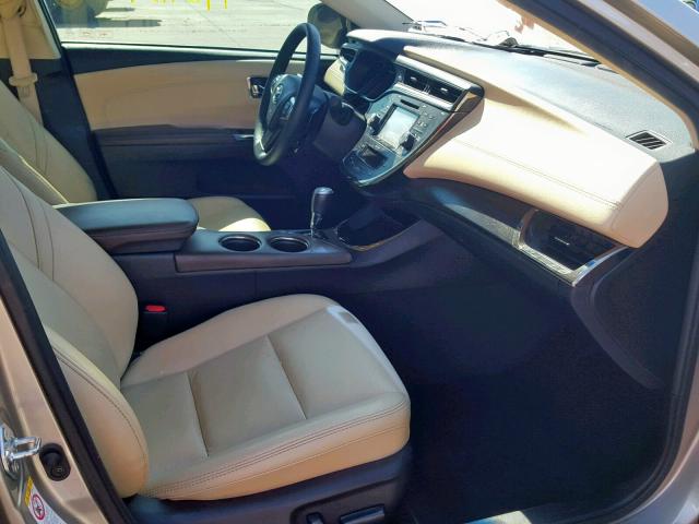 4T1BK1EB2GU197044 - 2016 TOYOTA AVALON XLE GOLD photo 5