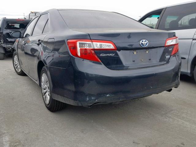 4T1BD1FK5EU108444 - 2014 TOYOTA CAMRY HYBR BLUE photo 3