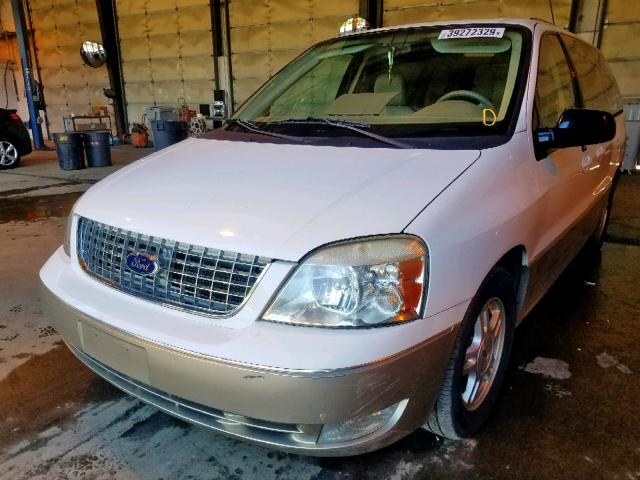 2FMZA58204BA30011 - 2004 FORD FREESTAR L WHITE photo 2