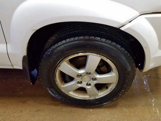 KM8JM12B86U326784 - 2006 HYUNDAI TUCSON GL WHITE photo 9