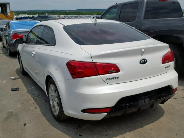 KNAFX6A86F5348407 - 2015 KIA FORTE EX WHITE photo 3