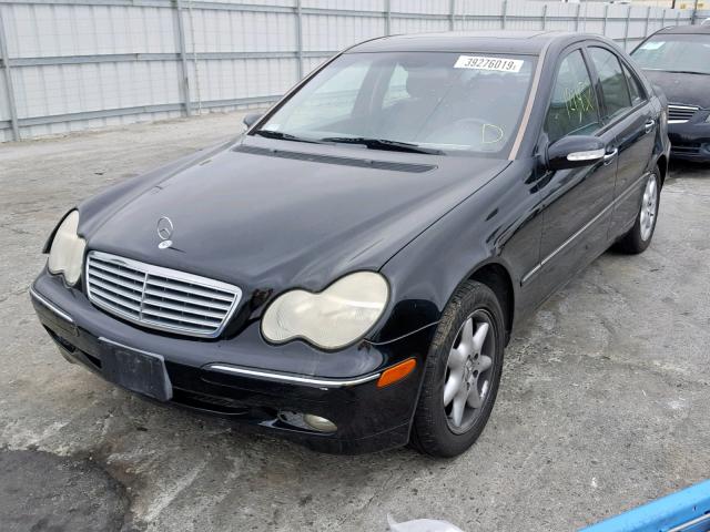 WDBRF61J82F236507 - 2002 MERCEDES-BENZ C 240 BLACK photo 2