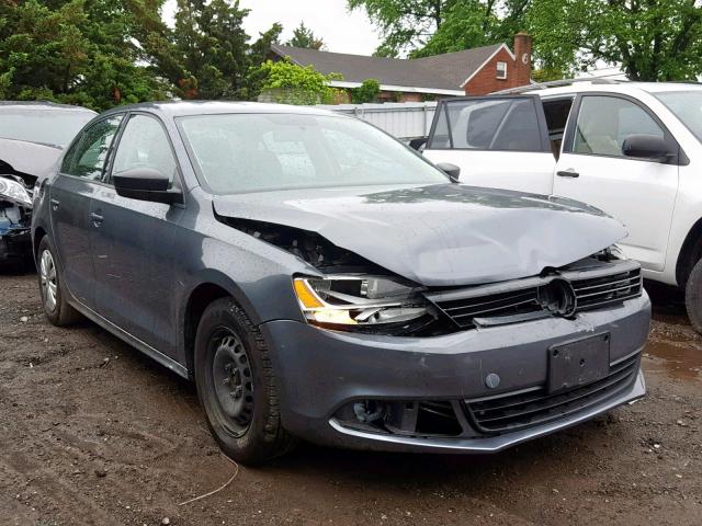 3VW2K7AJ9EM357018 - 2014 VOLKSWAGEN JETTA BASE GRAY photo 1
