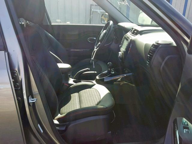 KNDJX3AA8J7579353 - 2018 KIA SOUL ! Qara foto 5