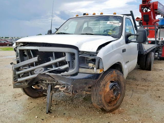 1FDAF56F72EA30965 - 2002 FORD F550 SUPER WHITE photo 2