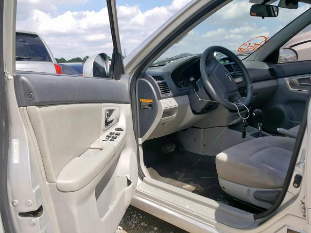 KNAFE221495589080 - 2009 KIA SPECTRA EX SILVER photo 9