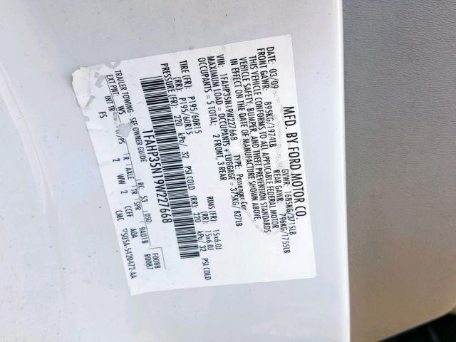 1FAHP35N19W254482 - 2009 FORD FOCUS SE WHITE photo 10