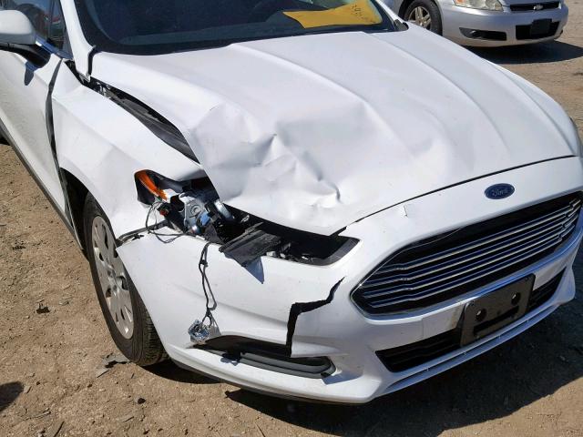 1FA6P0G73E5385904 - 2014 FORD FUSION S WHITE photo 9