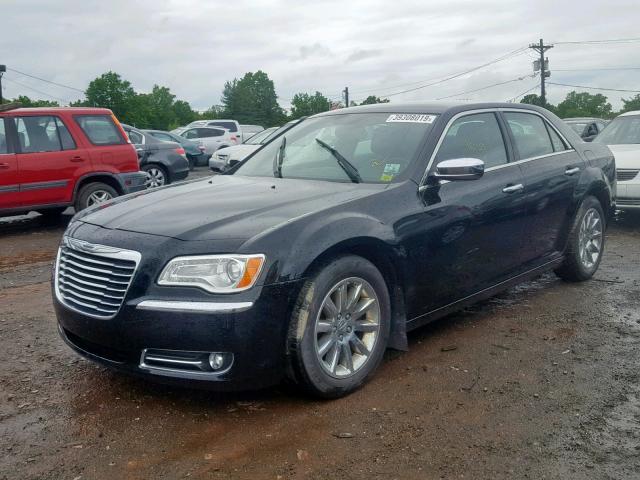 2C3CCACG0CH277447 - 2012 CHRYSLER 300 LIMITE BLACK photo 2