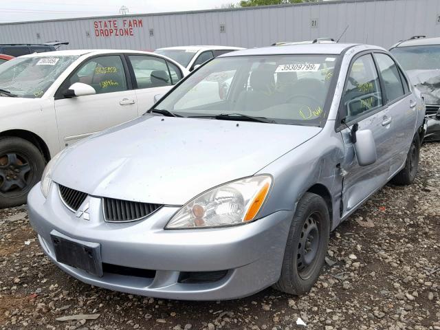 JA3AJ26E45U010769 - 2005 MITSUBISHI LANCER ES SILVER photo 2