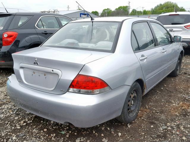 JA3AJ26E45U010769 - 2005 MITSUBISHI LANCER ES SILVER photo 4