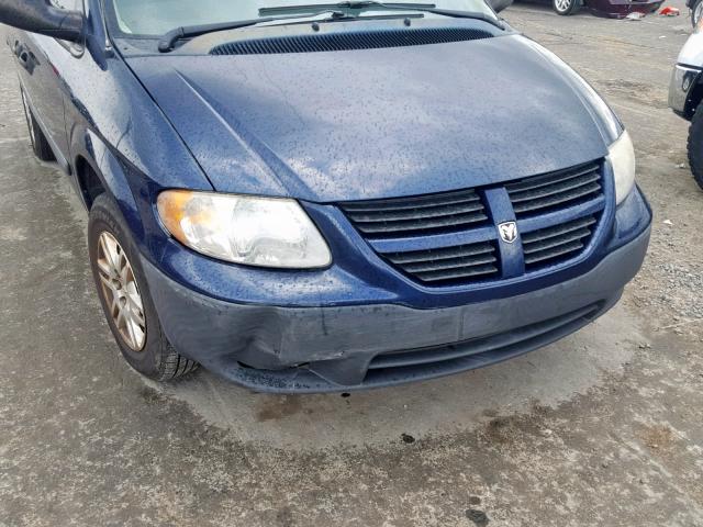 1D8GP25R85B322296 - 2005 DODGE CARAVAN SE BLUE photo 9