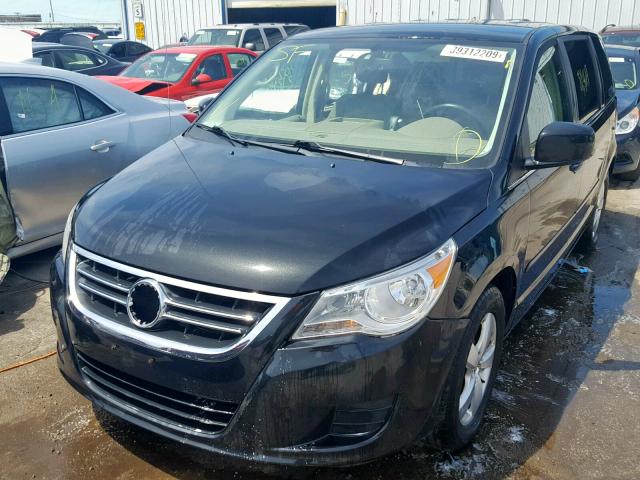 2V8HW34179R554665 - 2009 VOLKSWAGEN ROUTAN SE BLACK photo 2