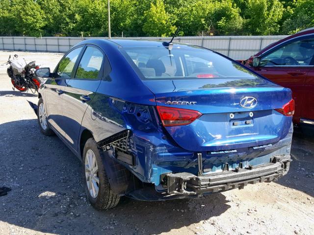 3KPC24A31JE033993 - 2018 HYUNDAI ACCENT SE BLUE photo 3