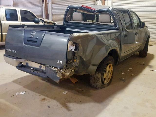 1N6AD07U46C418115 - 2006 NISSAN FRONTIER C GRAY photo 4