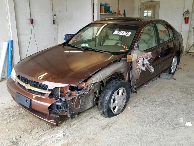 1N4DL01D2WC132233 - 1998 NISSAN ALTIMA XE BROWN photo 2