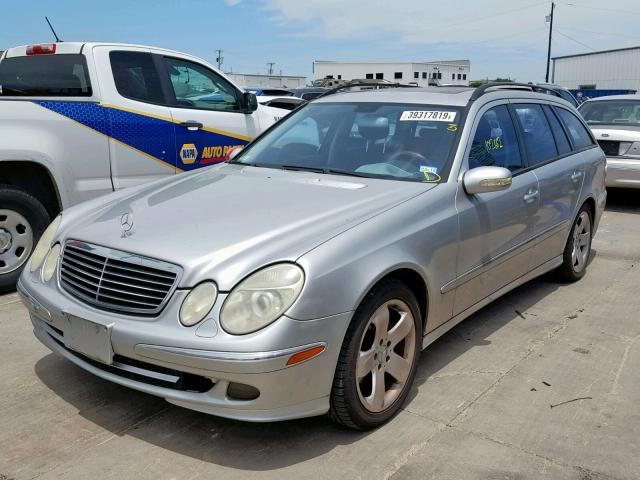 WDBUH65J14A462595 - 2004 MERCEDES-BENZ E 320 SILVER photo 2