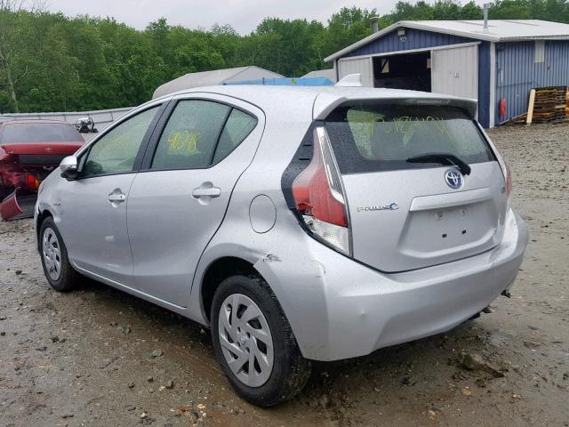 JTDKDTB31G1136552 - 2016 TOYOTA PRIUS C GRAY photo 3