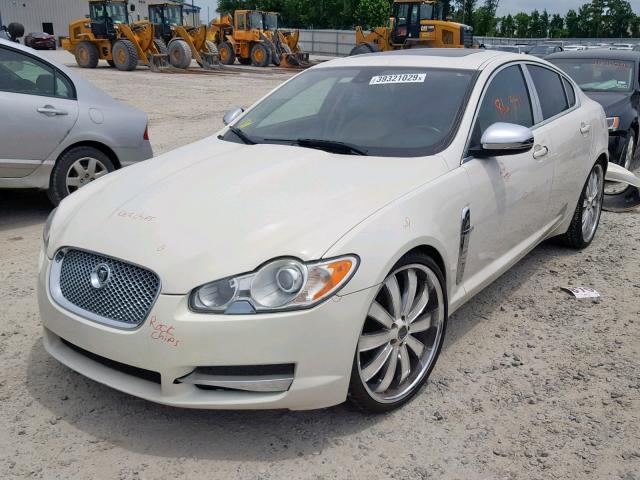 SAJWA0FA0AHR57255 - 2010 JAGUAR XF LUXURY WHITE photo 2