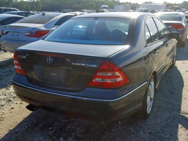 WDBRF40J75F578170 - 2005 MERCEDES-BENZ C 230K SPO BLACK photo 4